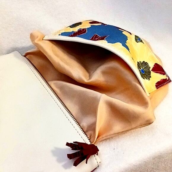 Rachel Pally LEATHER & Floral Reversible White Zipper Clutch Bag Packable Travel